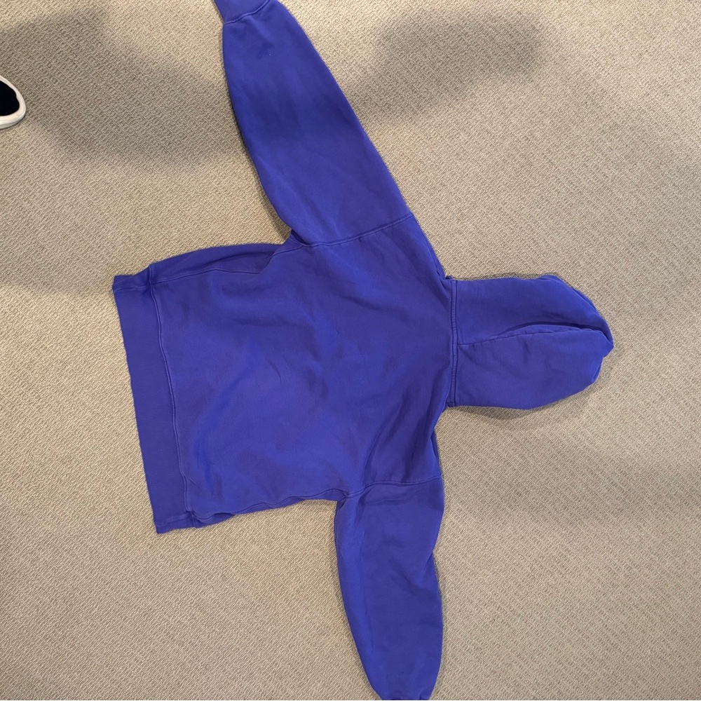 Aritzia Purple Hoodie Sweatshirt - Picture 2 of 3